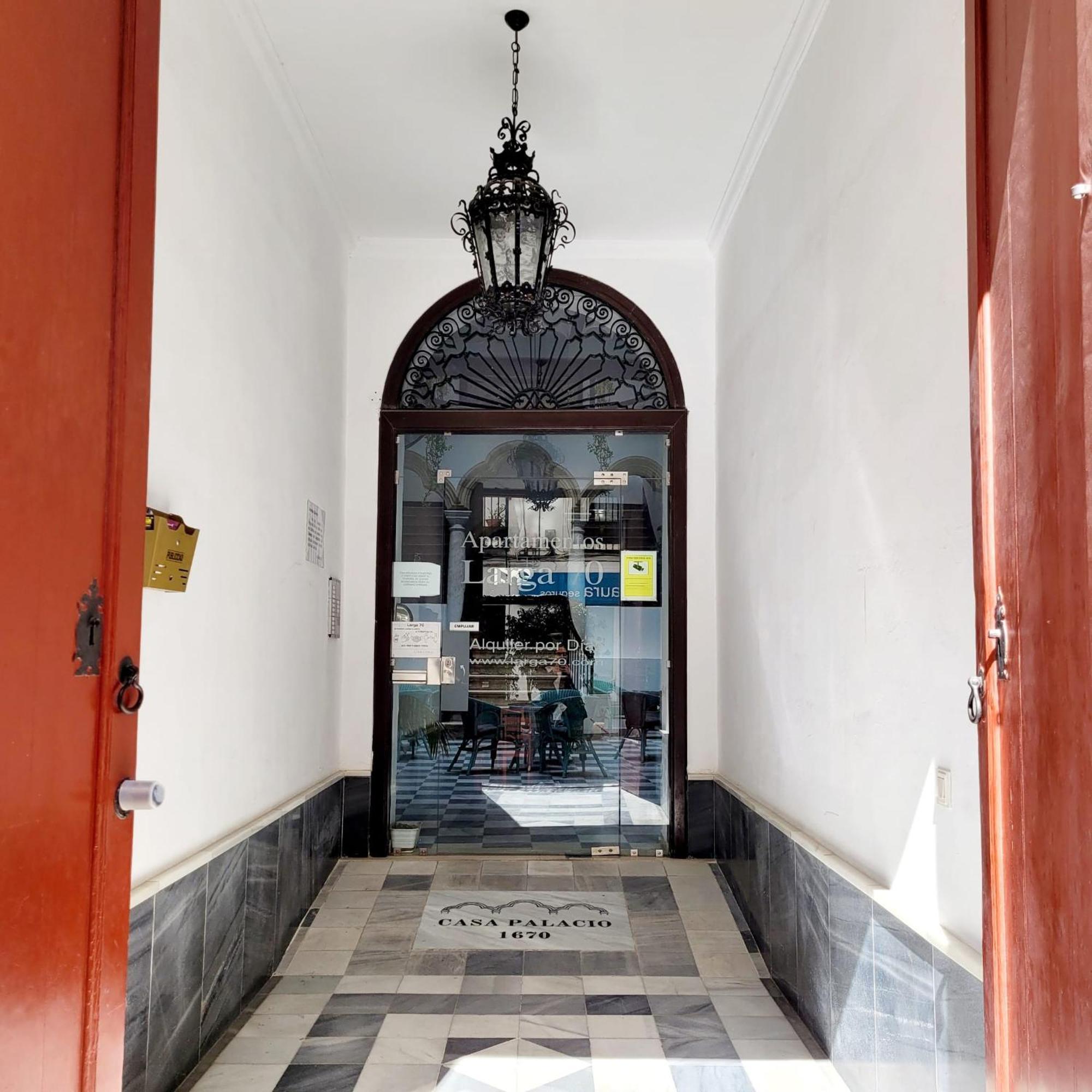 Apartamentos Larga 70 El Puerto de Santa María Εξωτερικό φωτογραφία