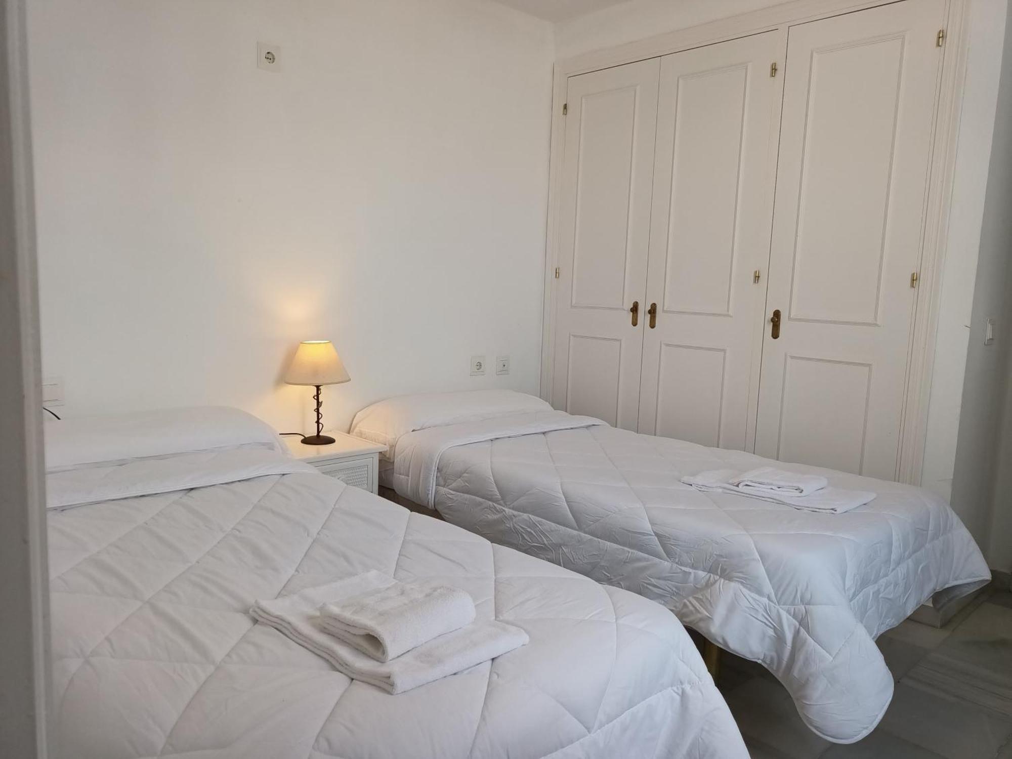 Apartamentos Larga 70 El Puerto de Santa María Εξωτερικό φωτογραφία