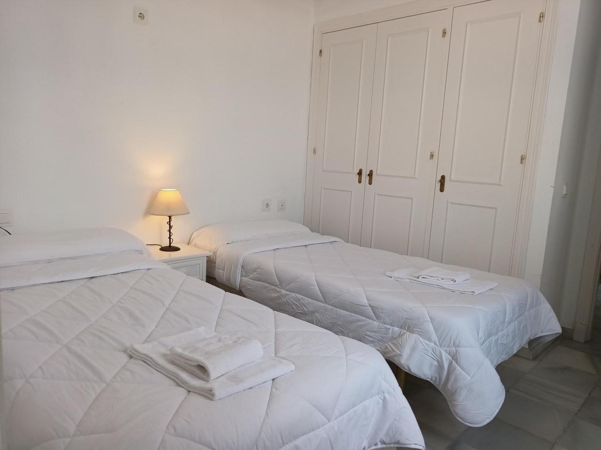 Apartamentos Larga 70 El Puerto de Santa María Εξωτερικό φωτογραφία
